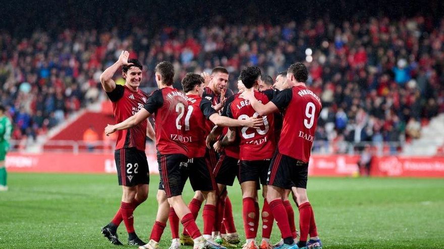 Mirandés Shines with 2-0 Victory Over Tenerife in LaLiga Hypermotion Clash