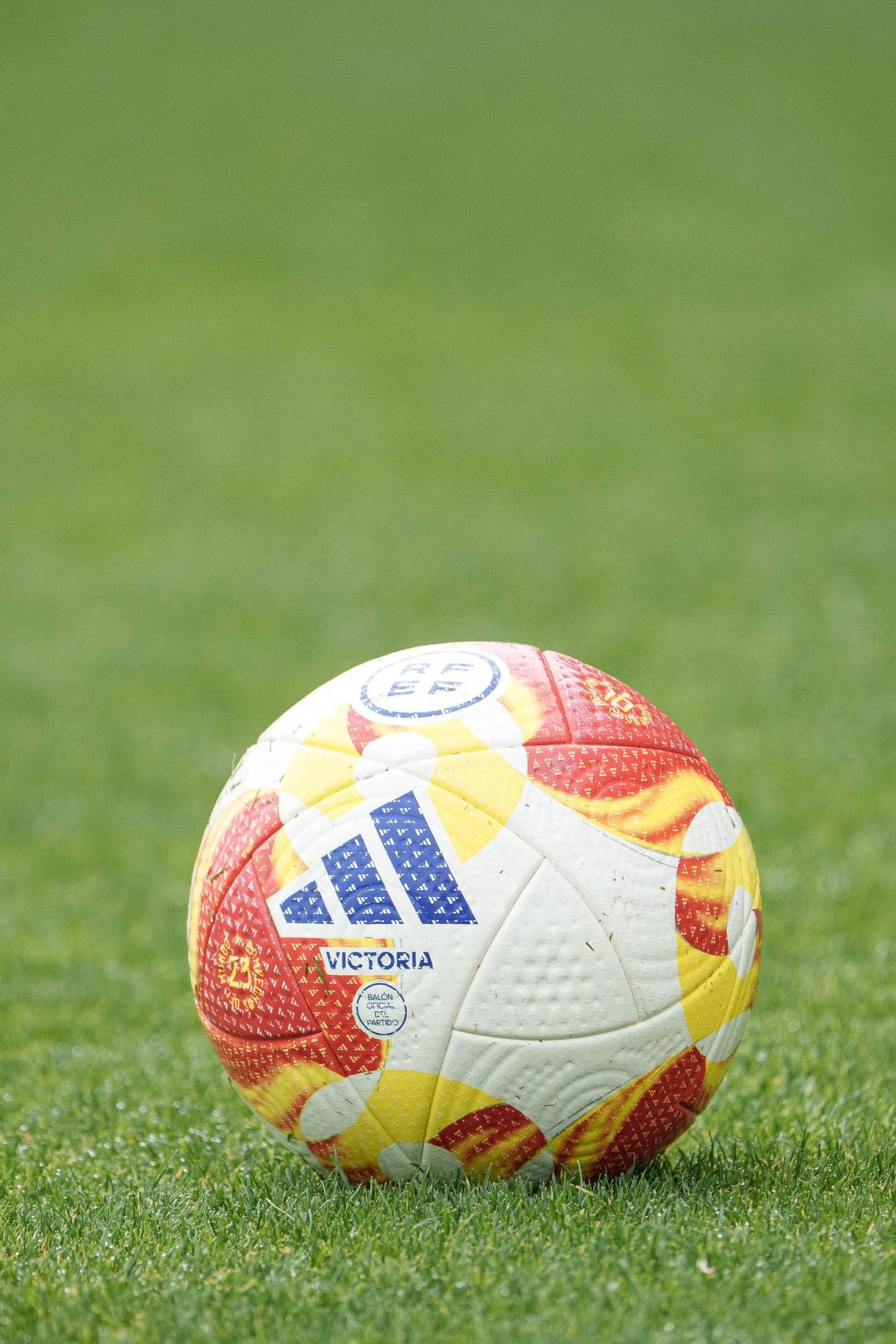 FOTOGALERÍA | Las mejores imágenes del partido Mérida-Orense