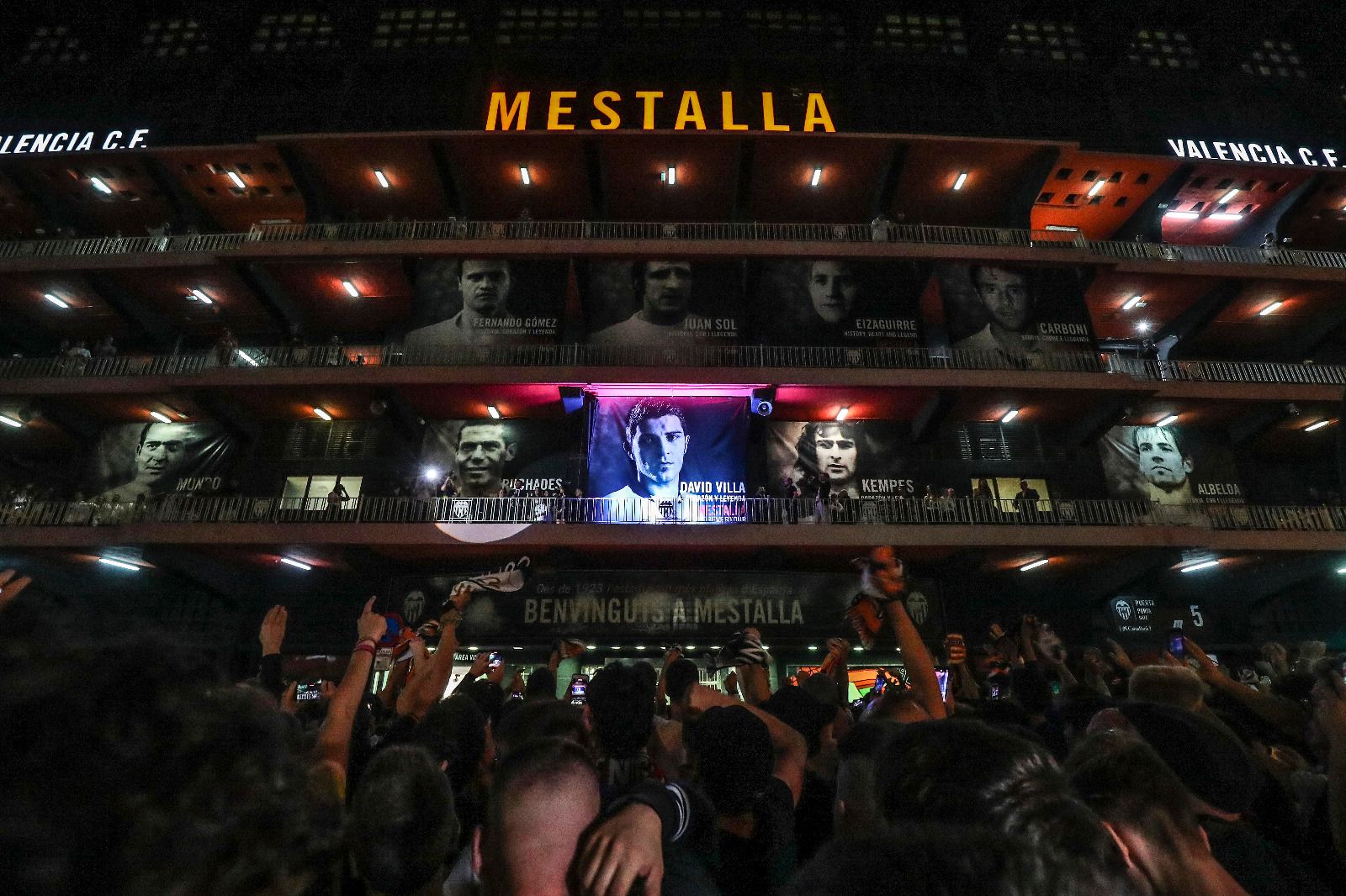 Así ha sido el homenaje de Mestalla al Guaje Villa