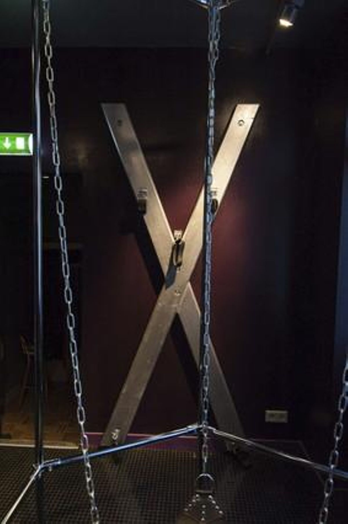 Artefactes per a la pràctica sadomasoquista, al museu d’Amsterdam.