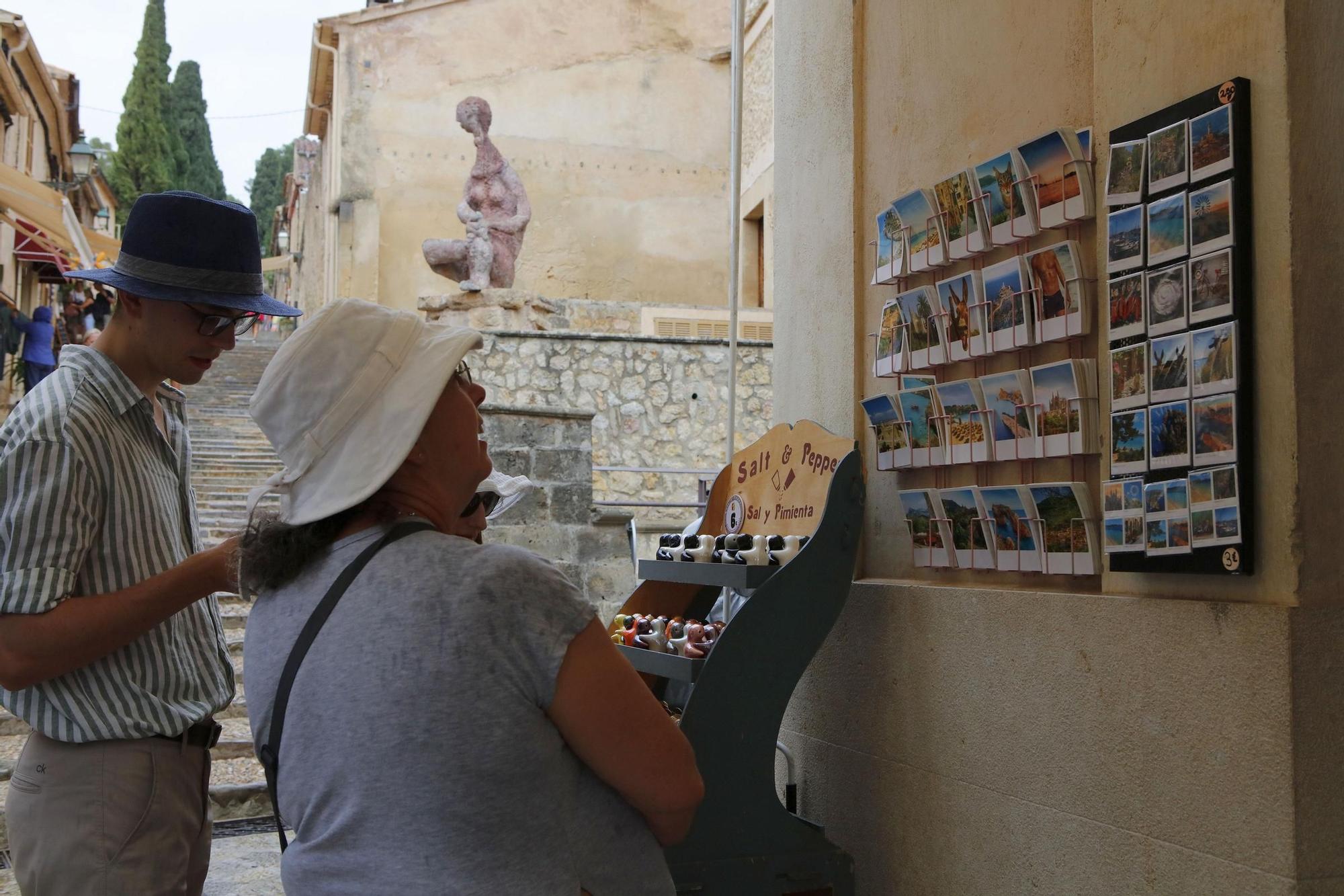 Auch bei Regen auf Mallorca einen Besuch wert: Pollença ist Mitte September voller Leben