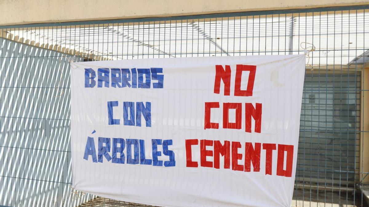 La Cincomarzada también se vive con fuerza en el barrio Oliver