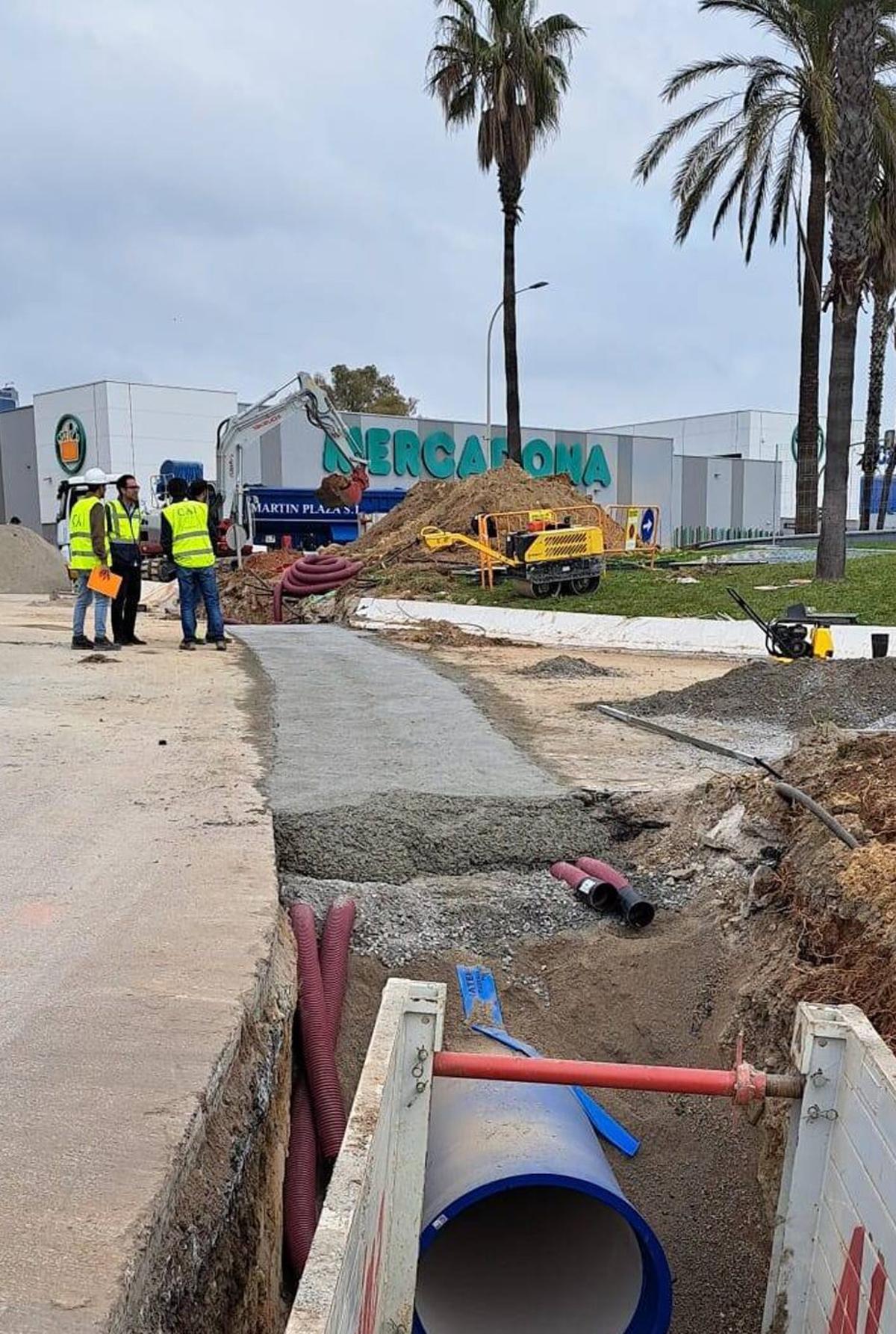 Imagen de las obras de la autovía del agua en Torremolinos.