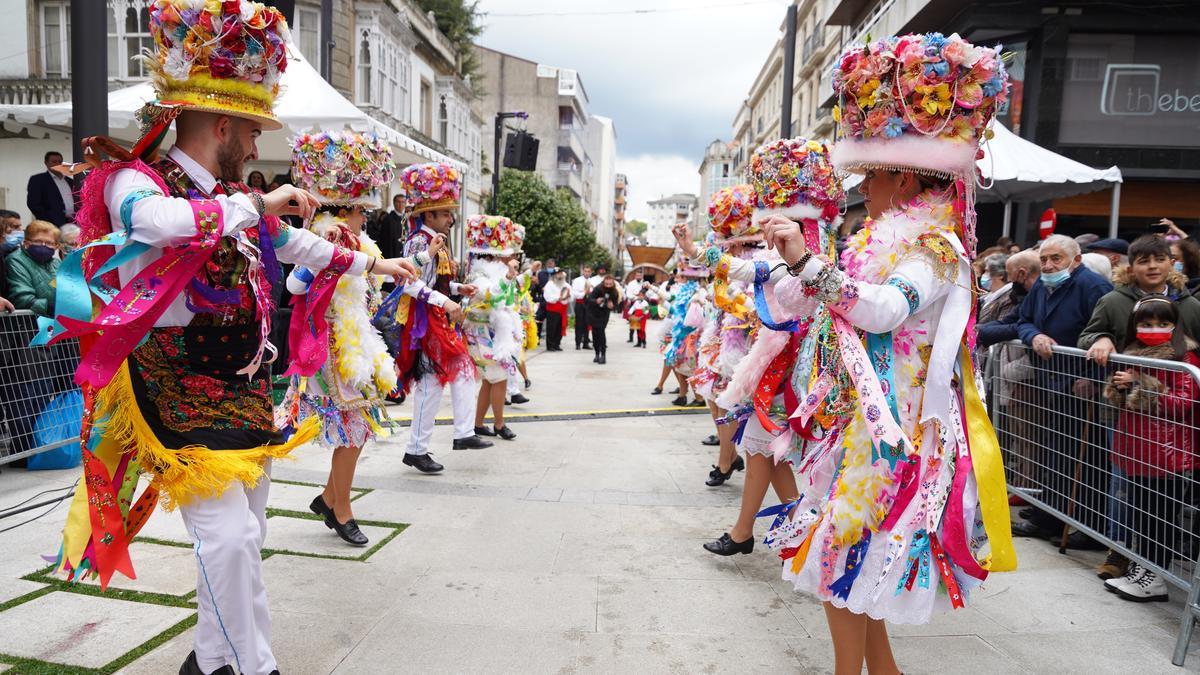 Entroido de Cobres, durante el desfile de carrozas.