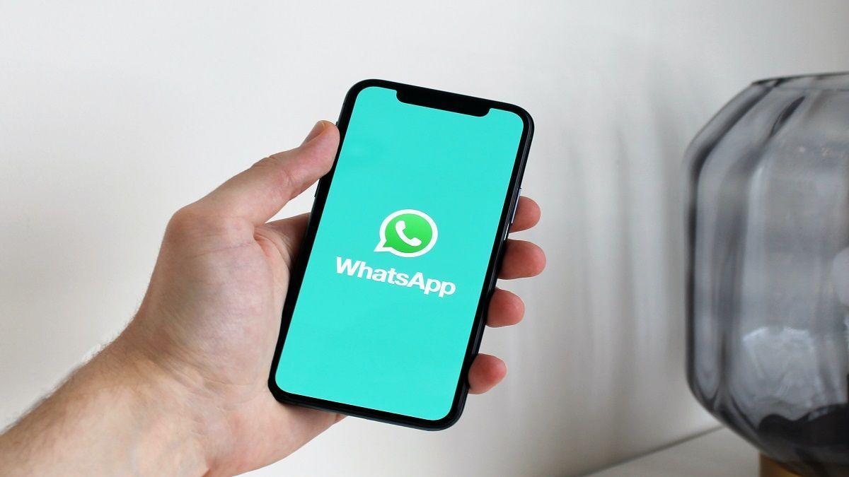 La Inteligencia Artificial llega a WhatsApp, aunque de forma limitada