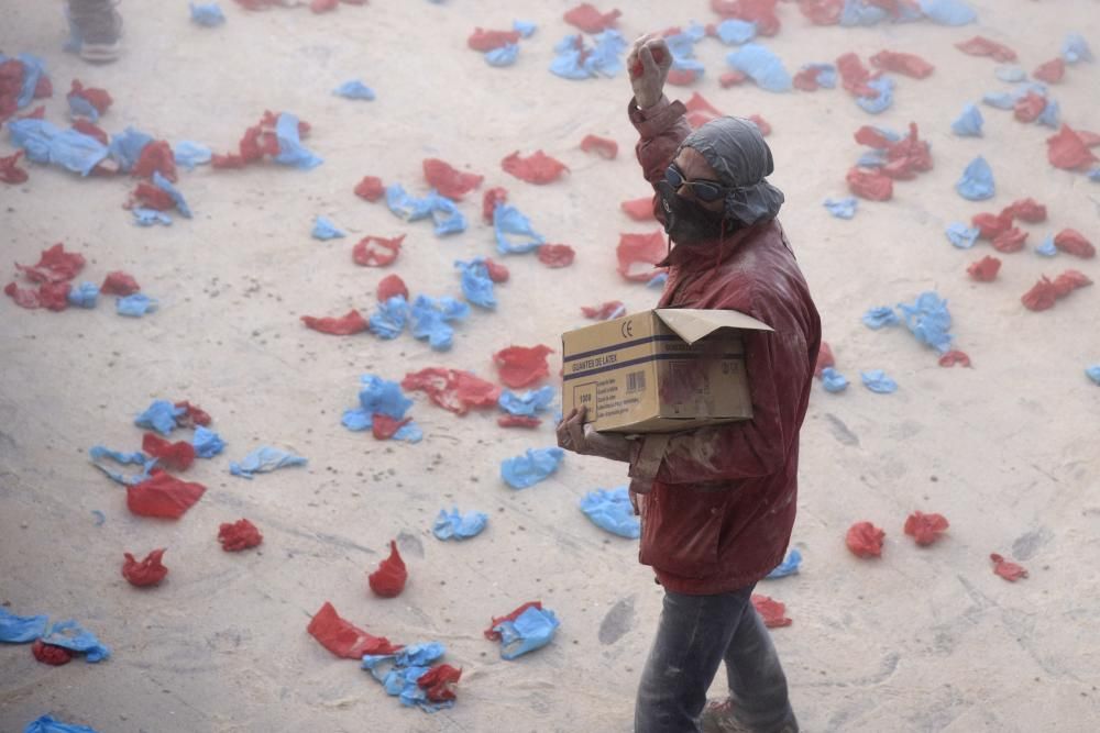 Guerra de farina al Carnaval de Berga