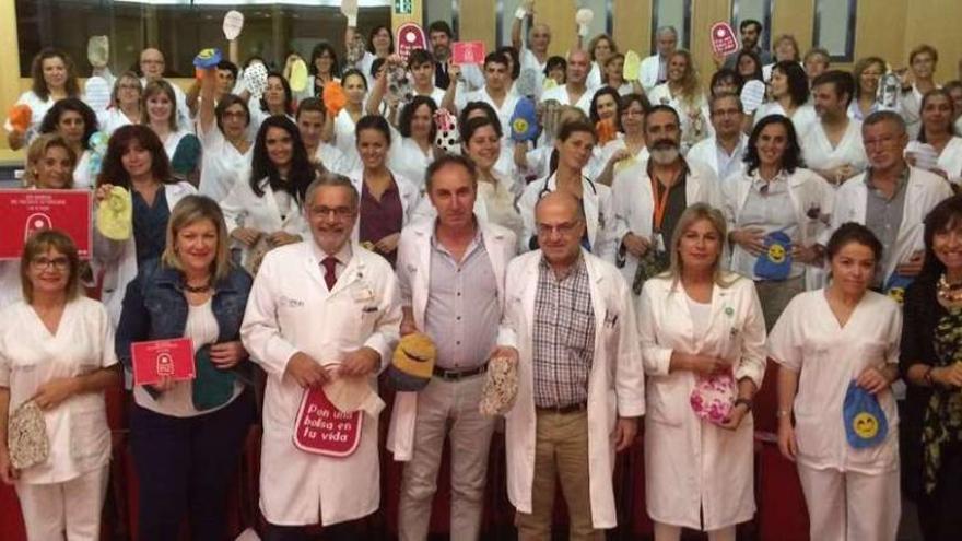 Participantes en la jornada que tuvo lugar ayer en el Hospital Montecelo. // FdV