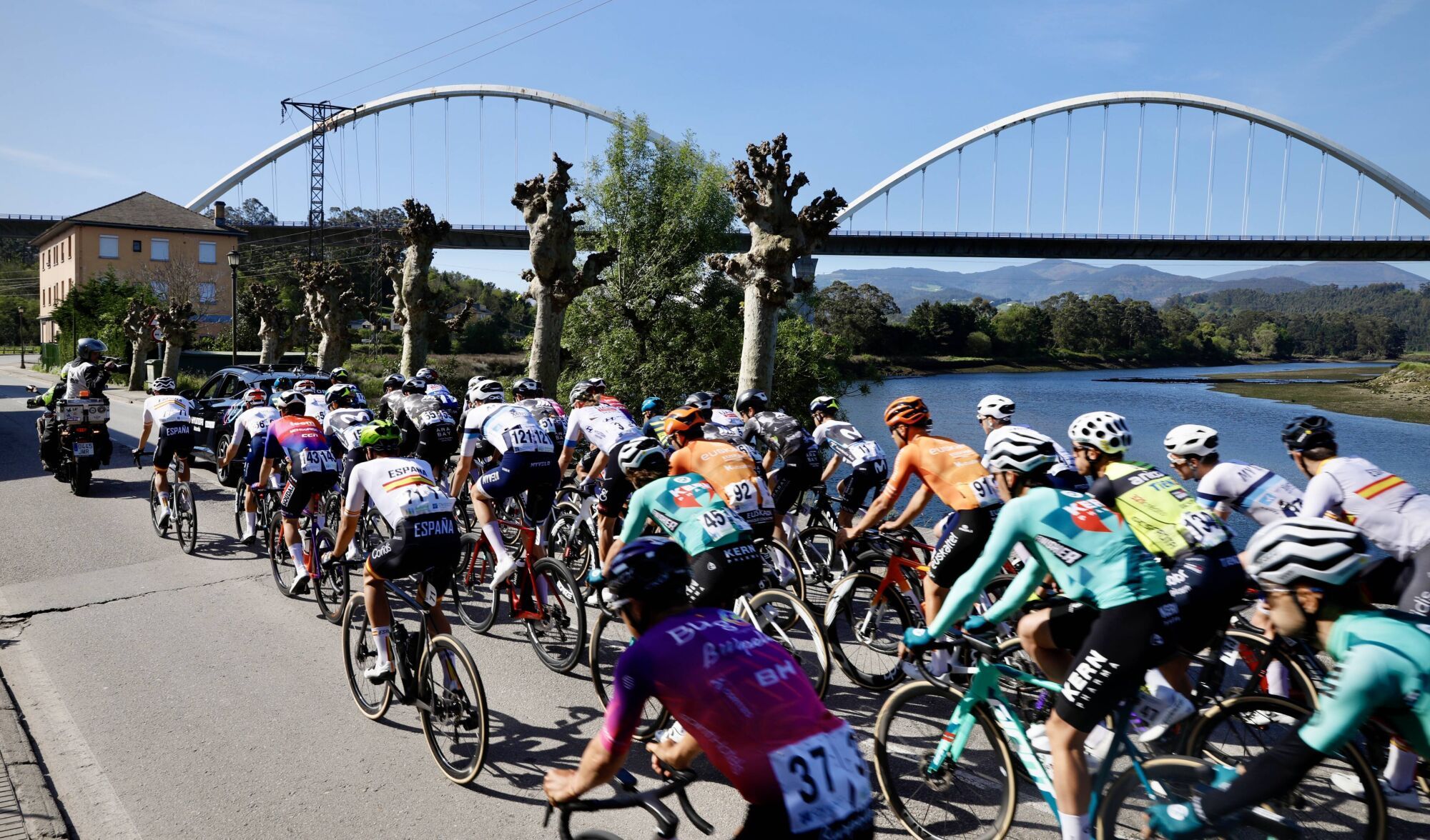 Así fue la cuarta etapa de la Vuelta Ciclista a Asturias