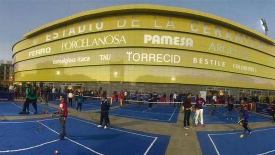 Gran éxito del &#039;street tennis&#039; en el Estadio de la Cerámica