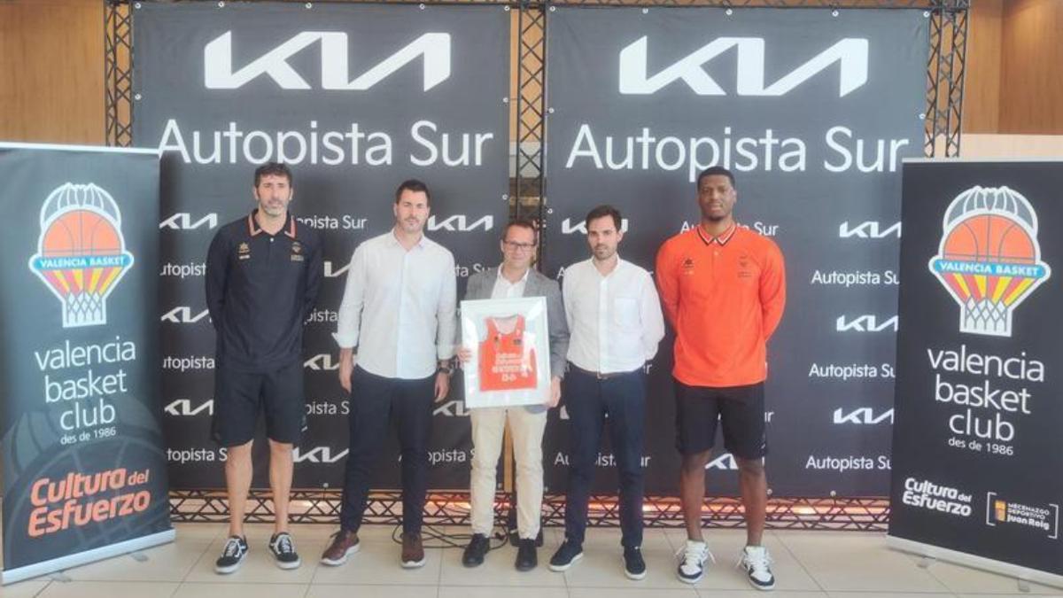 La rueda de prensa previa al inicio de la Euroliga ha sido en las instalaciones de KIA en la Pista de Silla