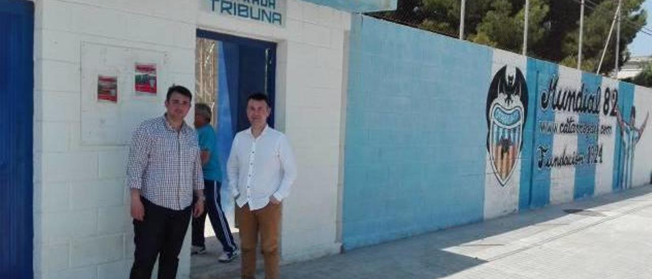 La gestora de las piscinas municipales de Catarroja exige la rescisión del contrato