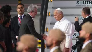 León XIV aterriza en Tenerife, última parada de su viaje apostólico a España