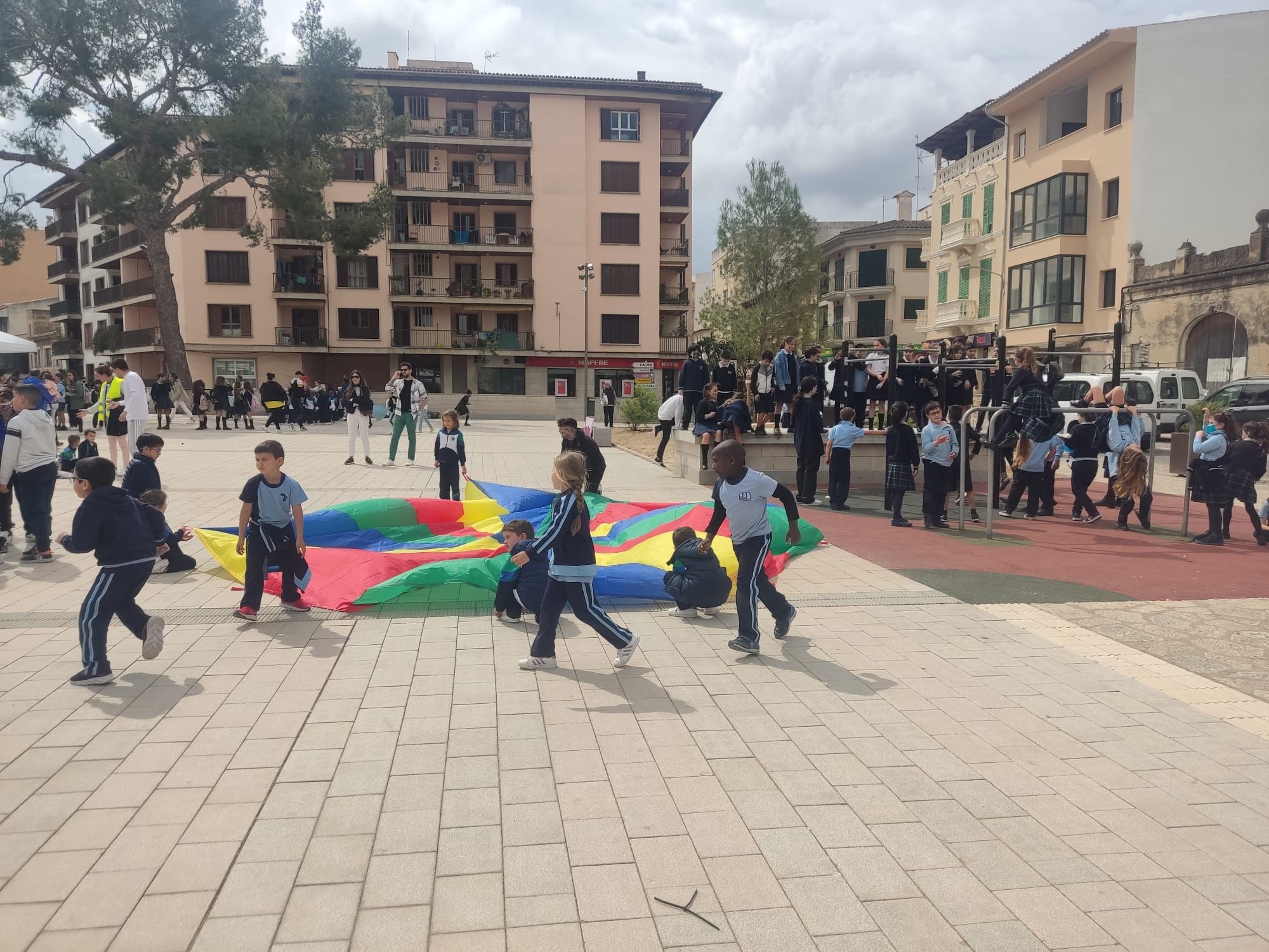 Inca recupera el Dijous Gros con un gran ambiente