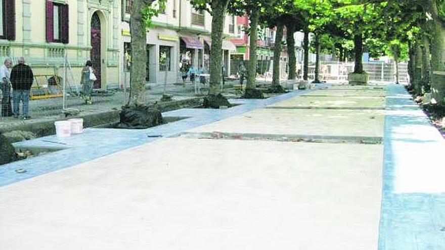 Obras en la zona de los Jardinillos, en Navia.