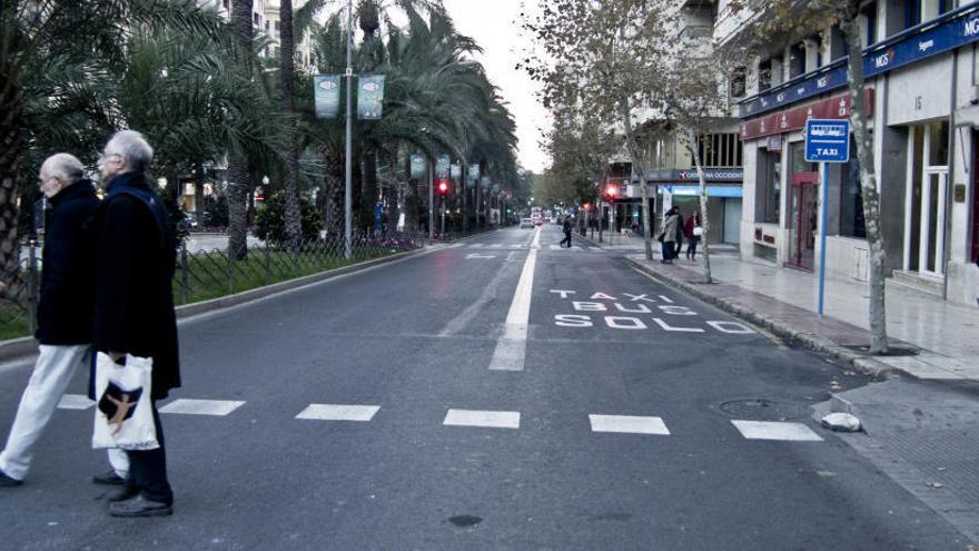 El alcalde implanta la Ciudad 30 en las vías de un único carril por sentido en Alicante