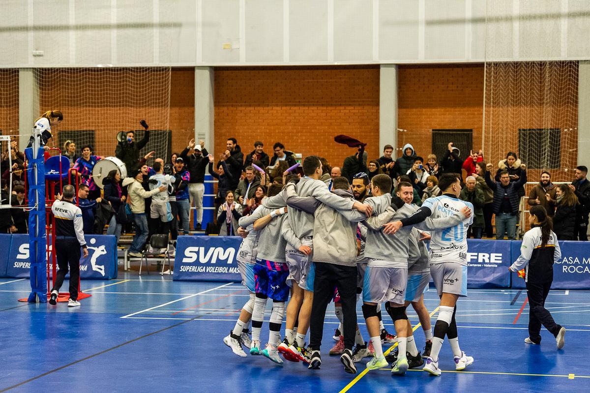 Conqueridor Valencia debutará por primera vez en su historia en los ‘play-offs’ de la Superliga de voleibol masculina ante el Melilla Sport Capital.