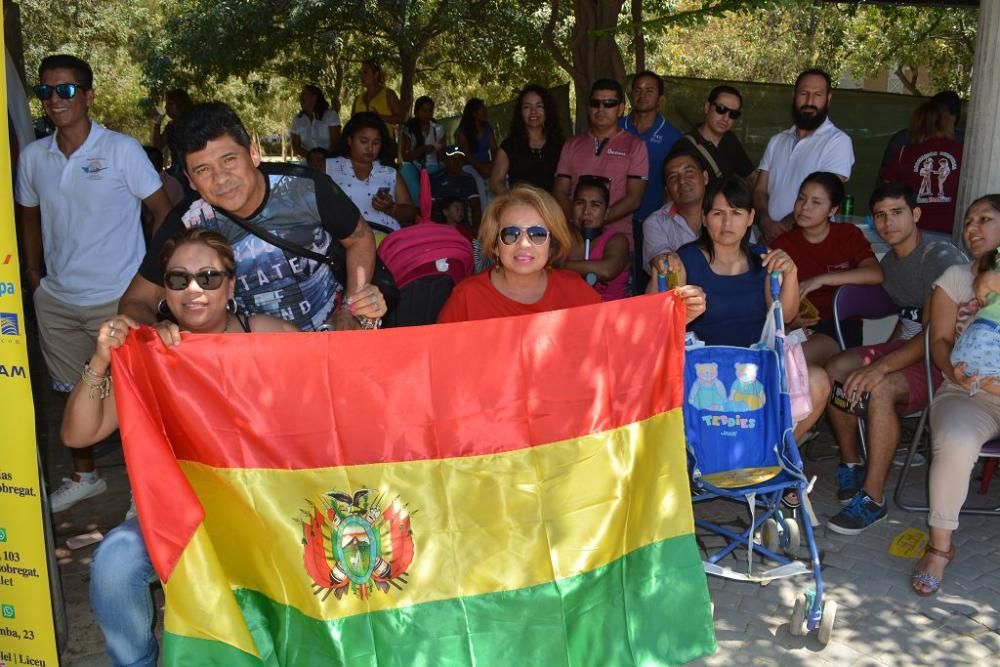 Homenaje a Bolivia en el Jardín de la Seda de Murcia