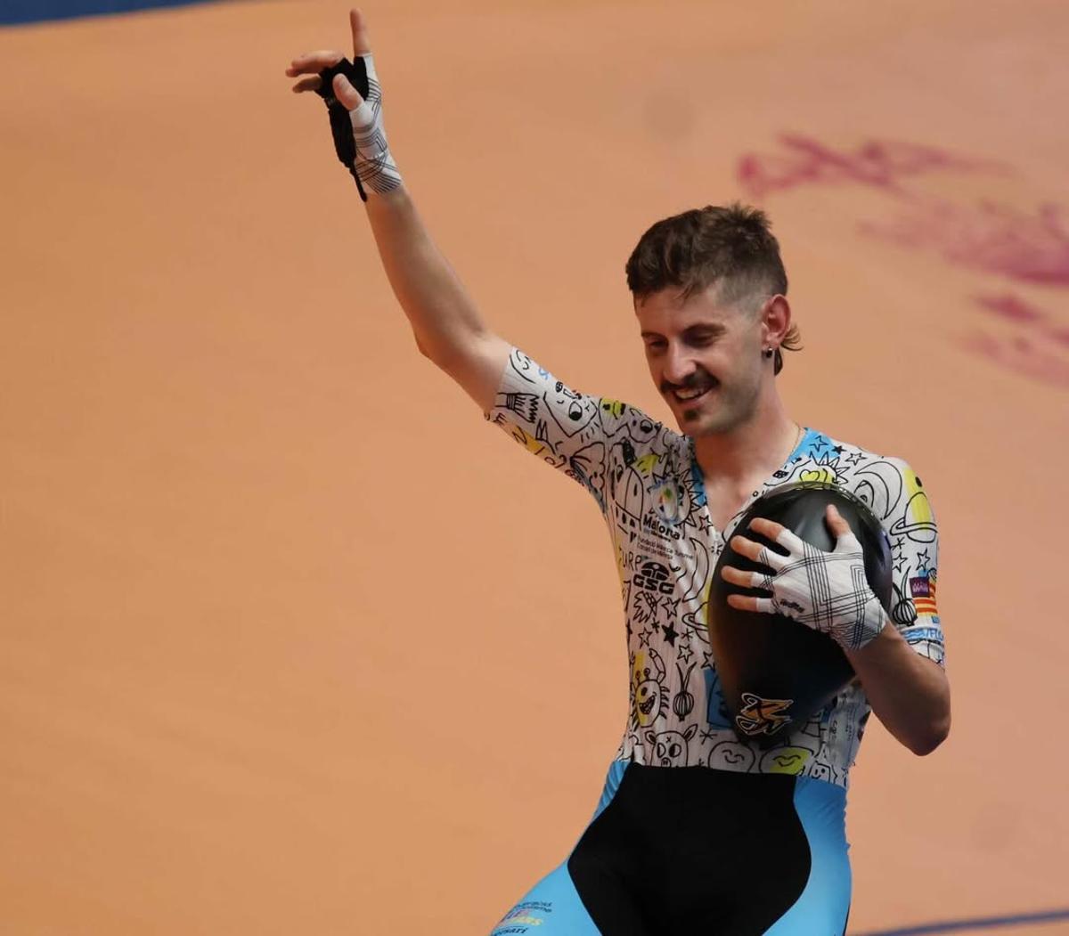 Xavi Cañellas, con el maillot de la selección Balear en los Nacionales de pista 2025