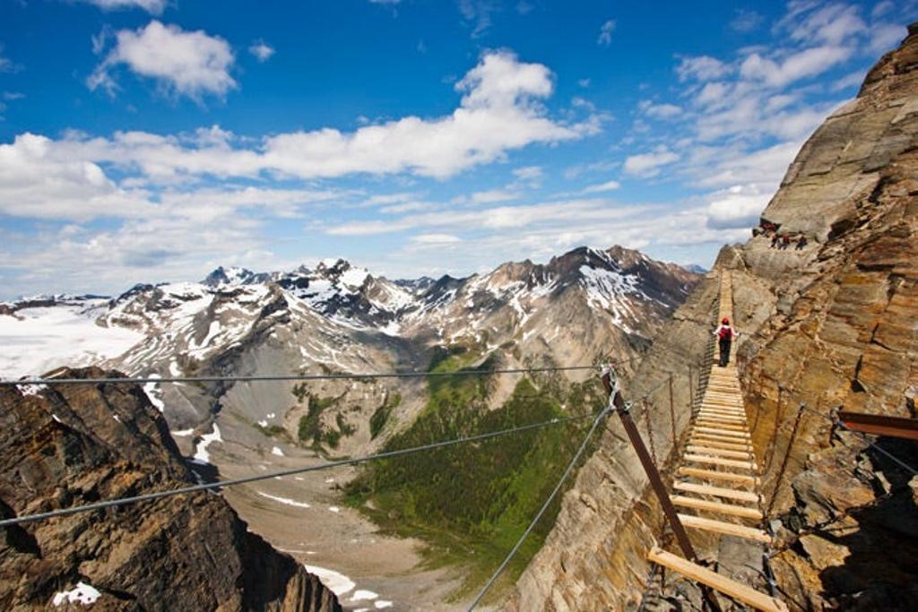 Puente en la Via Ferrata