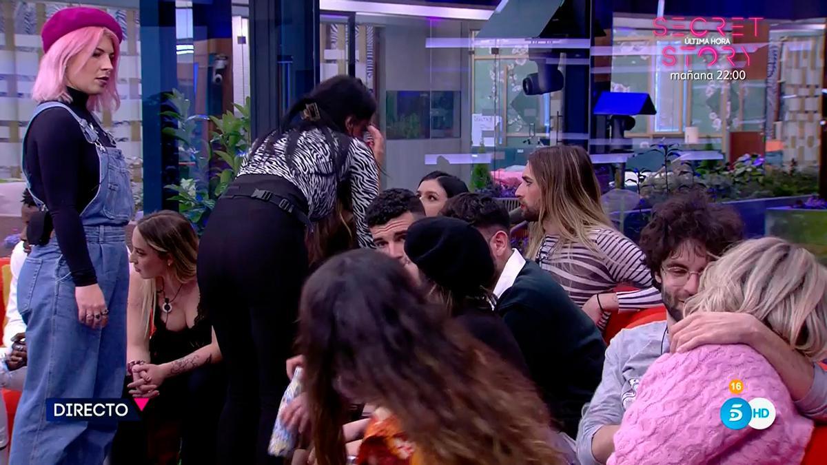 Escándalo en Secret Story por una supuesta agresión y gran bronca de Carlos Sobera