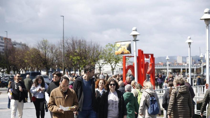 El turismo generó el año pasado en Asturias 2.818 millones y 46.900 empleos: estas son las claves del informe presentado en Gijón