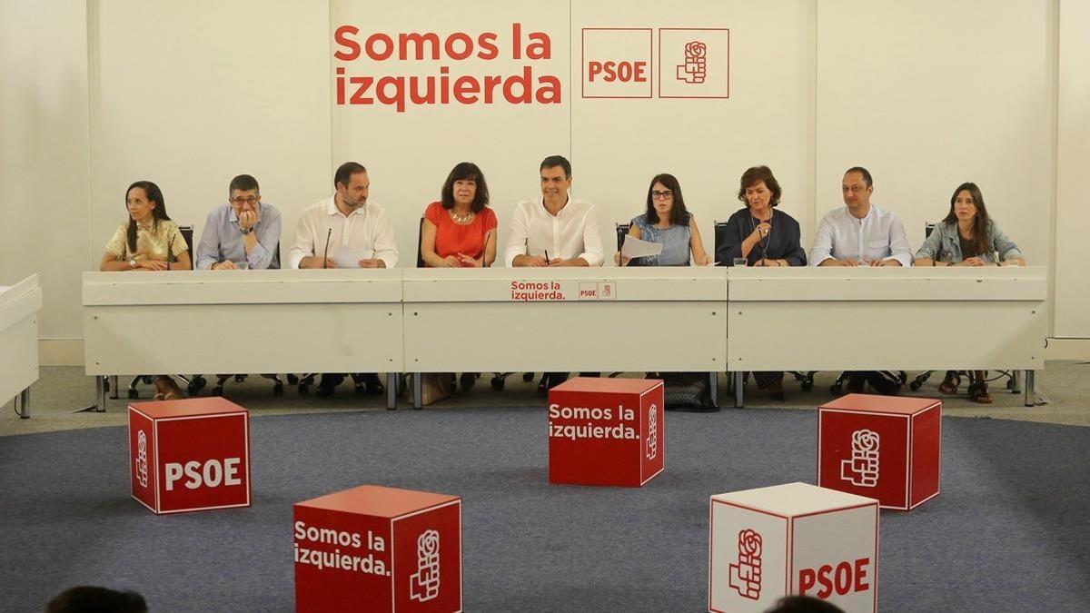 Reunión de la Ejecutiva del PSOE, este lunes en la sede del partido.