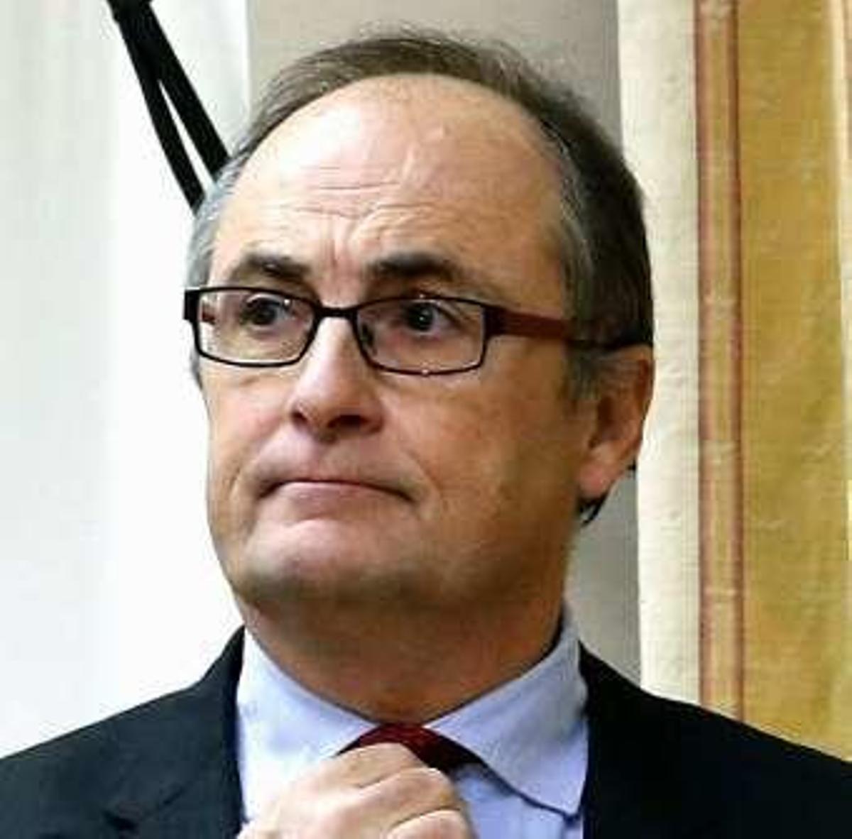 Las antiguas cúpulas del Banco de España y de la CNMV, imputadas por el 'caso Bankia'