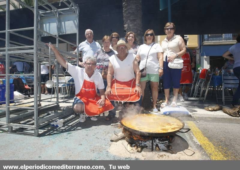 GALERÍA DE FOTOS - Día de las paellas en El Grao