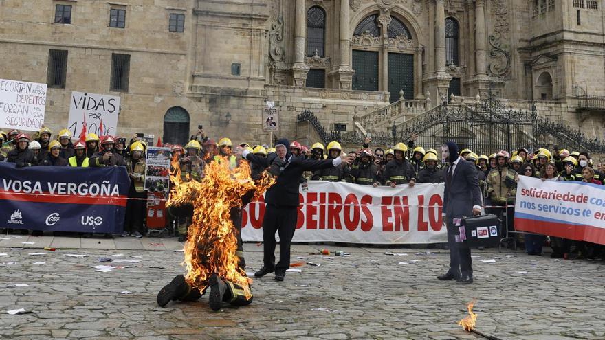 Los bomberos corrigen a Diego Calvo y aseguran que nunca hubo una propuesta para acabar con el conflicto