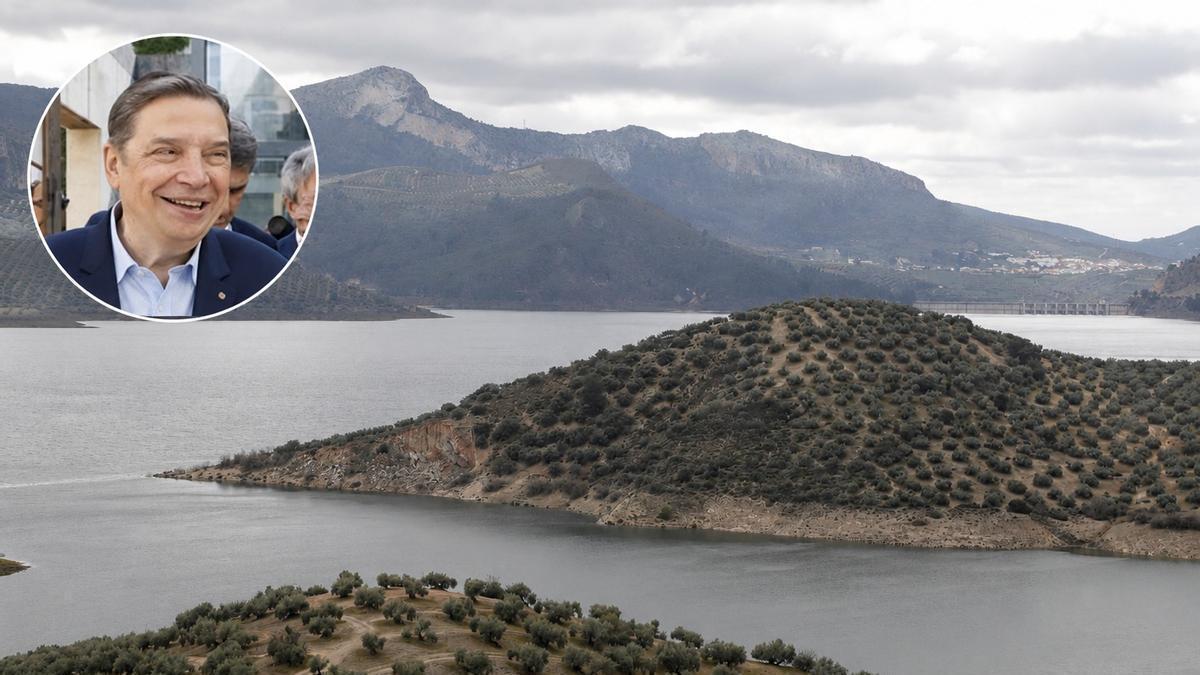 Paisaje de olivar tradicional en el pantano de Iznájar, en la Subbética cordobesa; en el círculo, el ministro Luis Planas.