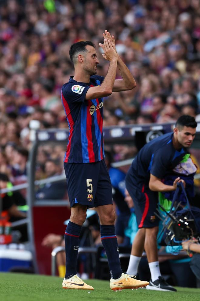 Las imágenes de la despedida de Jordi Alba, Busquets... ¡y el Camp Nou!