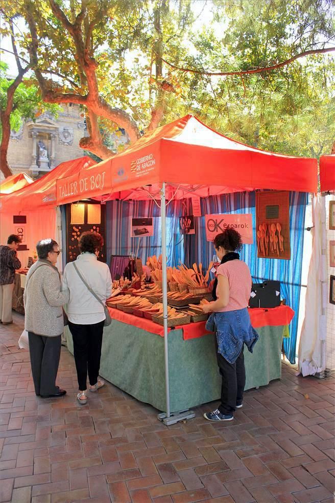 Muestra de artesanía de la Plaza de los Sitios