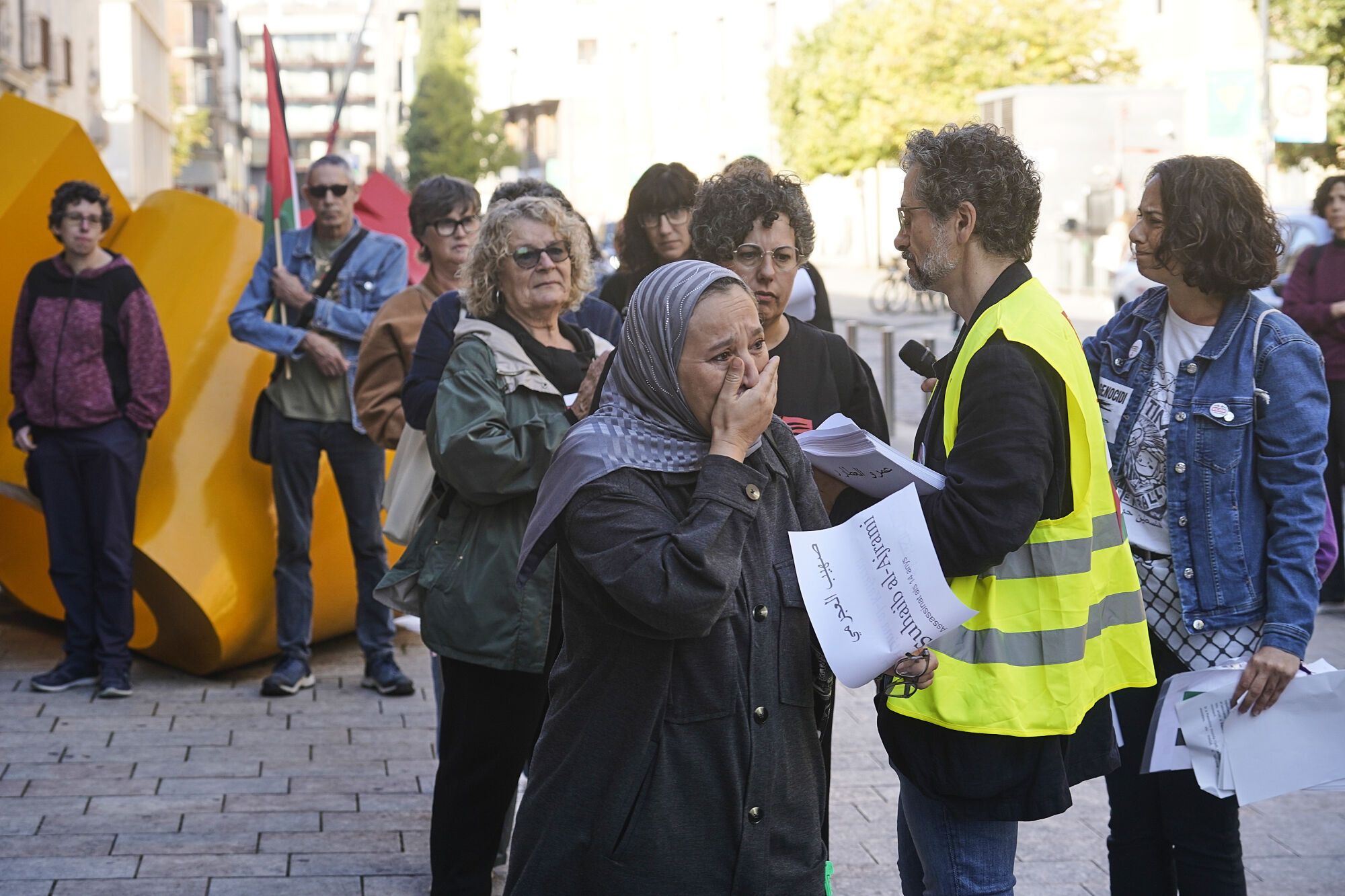 Girona concentració davant de la seu de la Generalitat de Girona vaga general en suport a Palestina