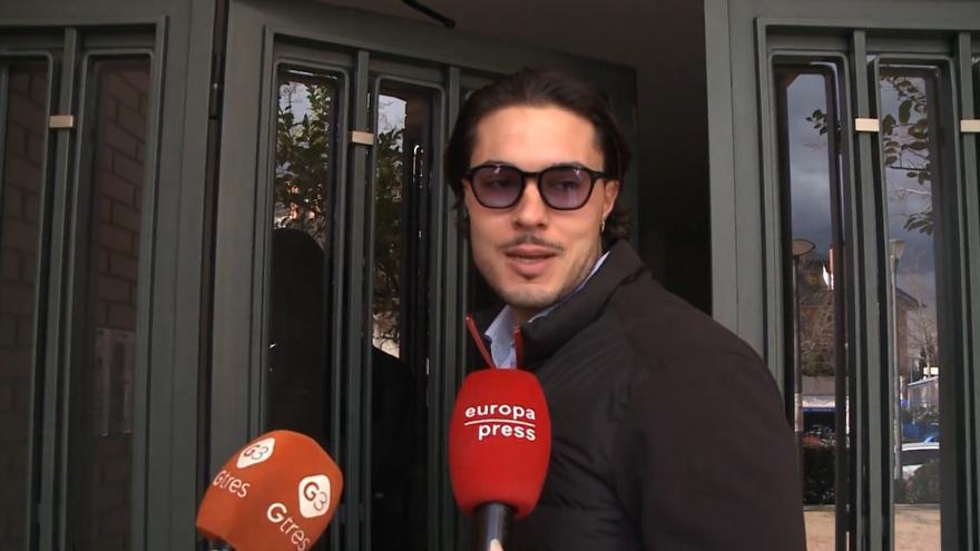Carlo Costanzia reacciona a las palabras de Terelu Campos sobre su faceta de padre