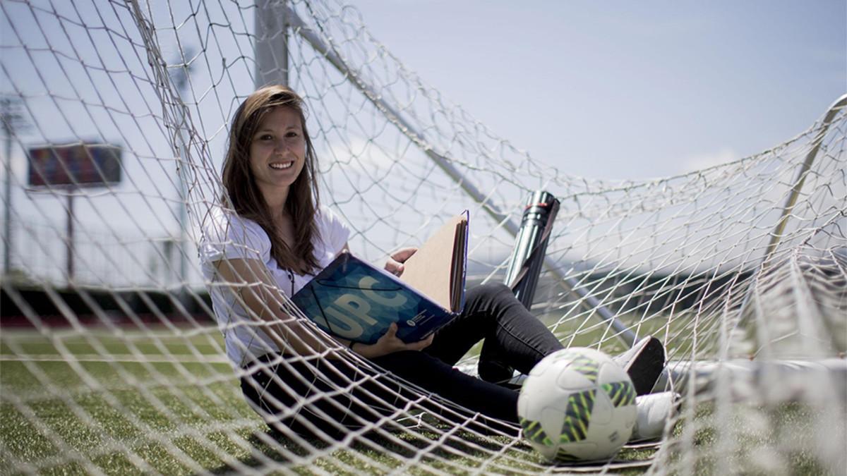 Gemma Gili compagina los estudios de arquitectura con el fútbol