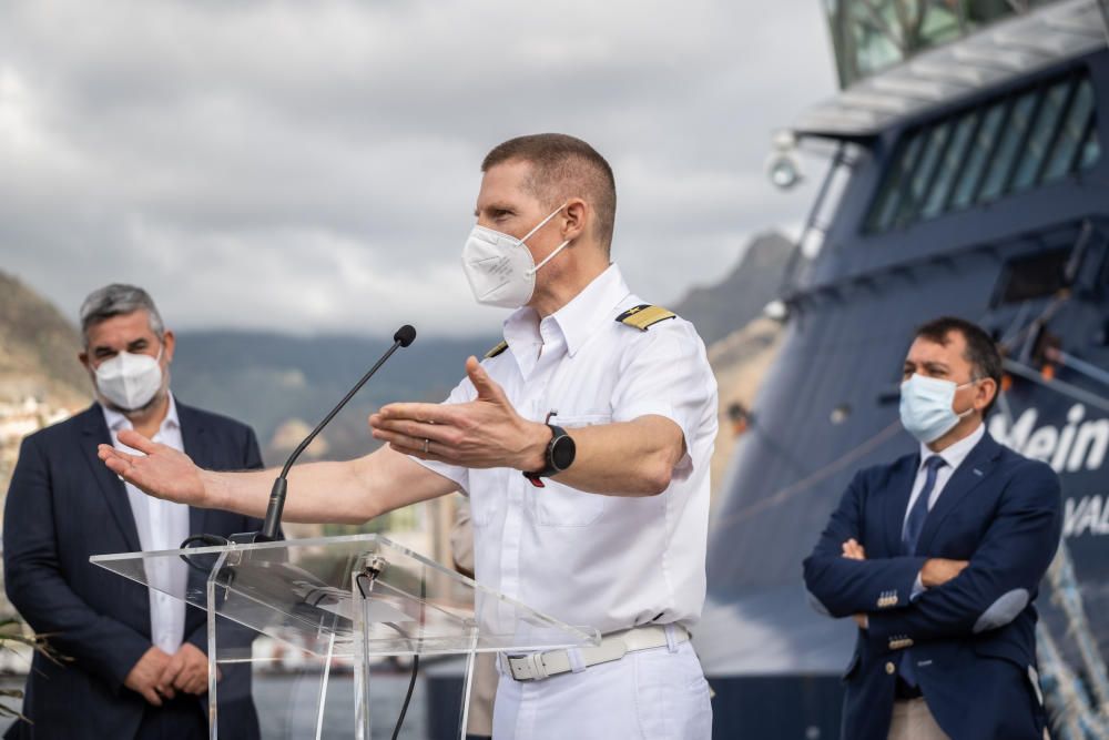 Llega el primer crucero a Santa Cruz de Tenerife