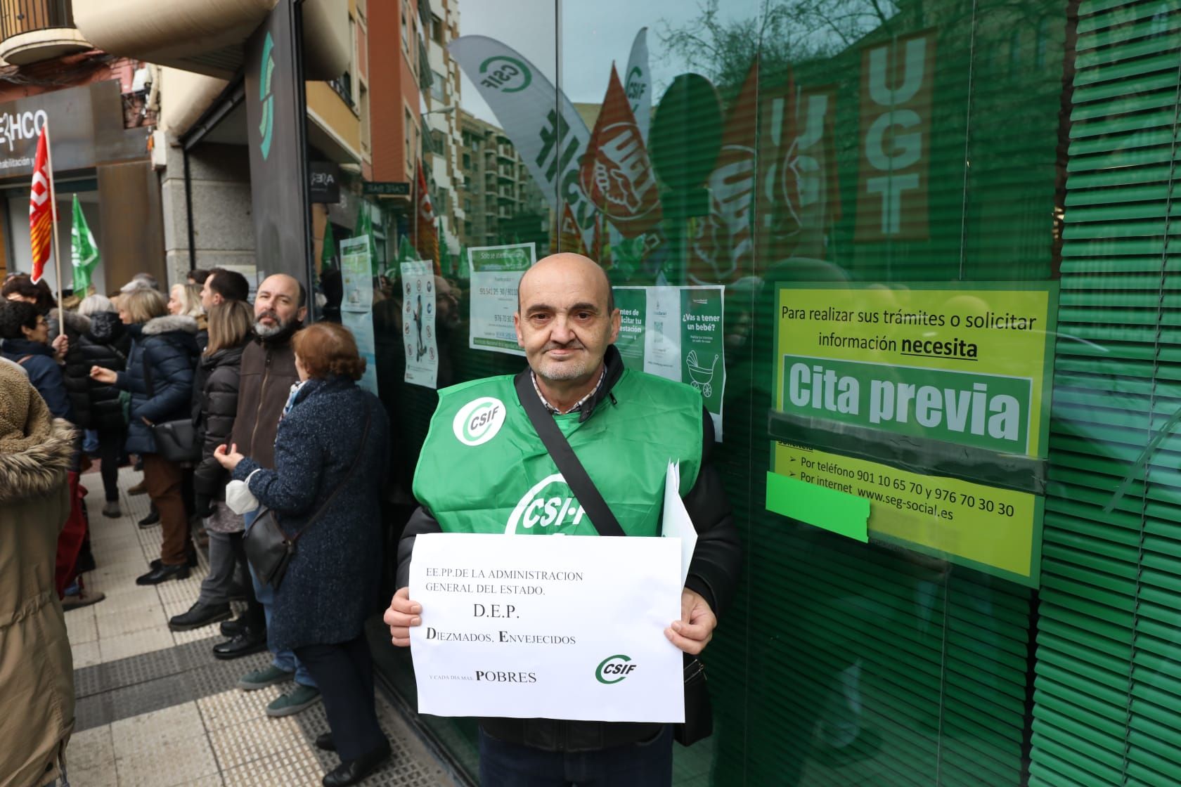 Protesta de los trabajadores de la Seguridad Social en Zaragoza