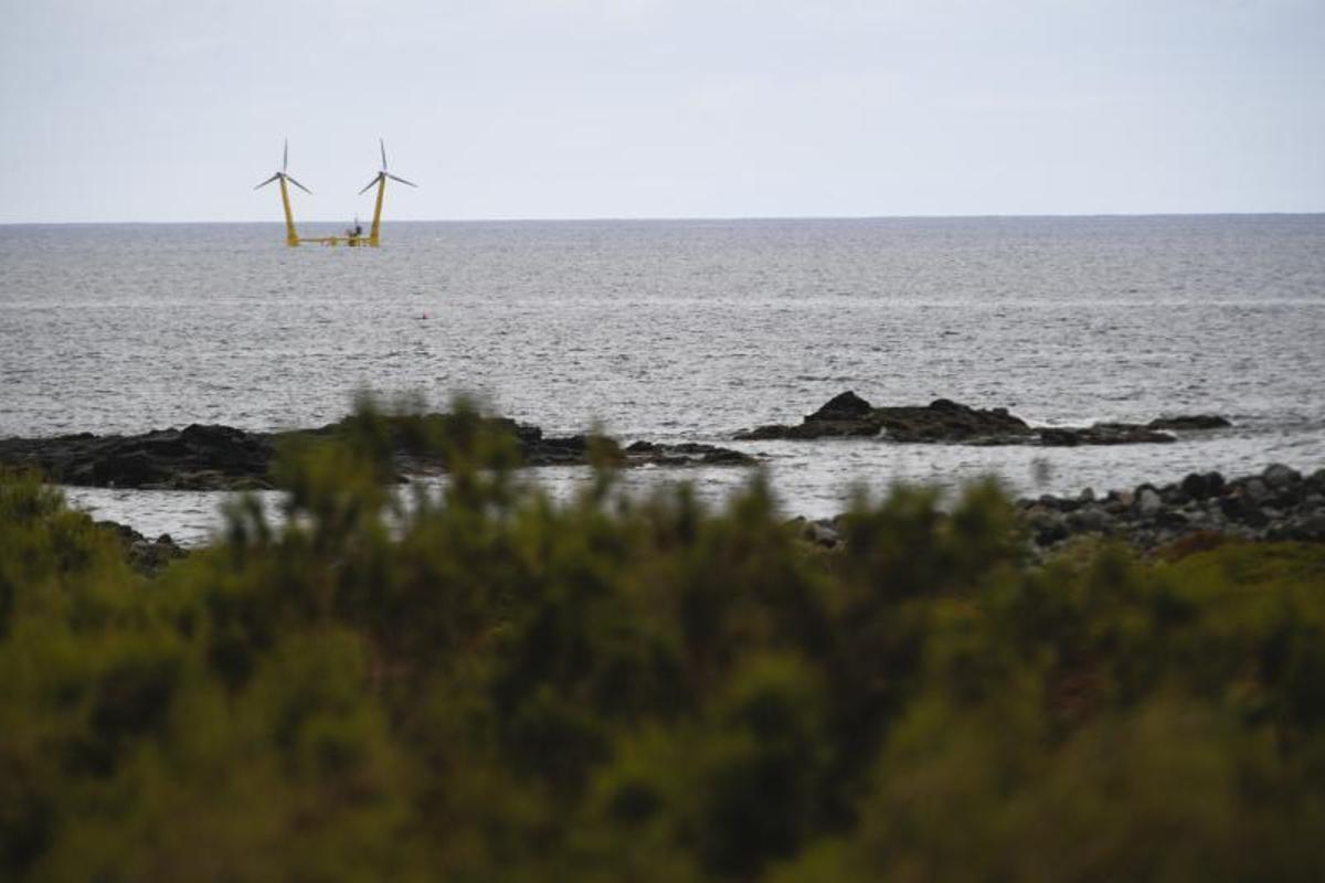 Prototipo de aereogenerador de dos cabezas