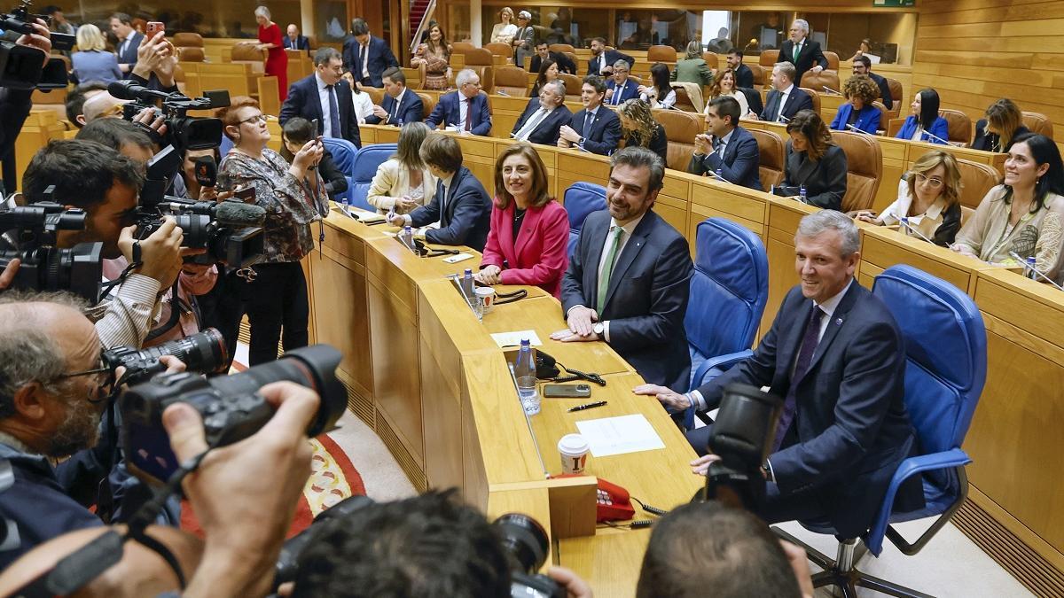 El Parlamento gallego elige a Santalices como presidente