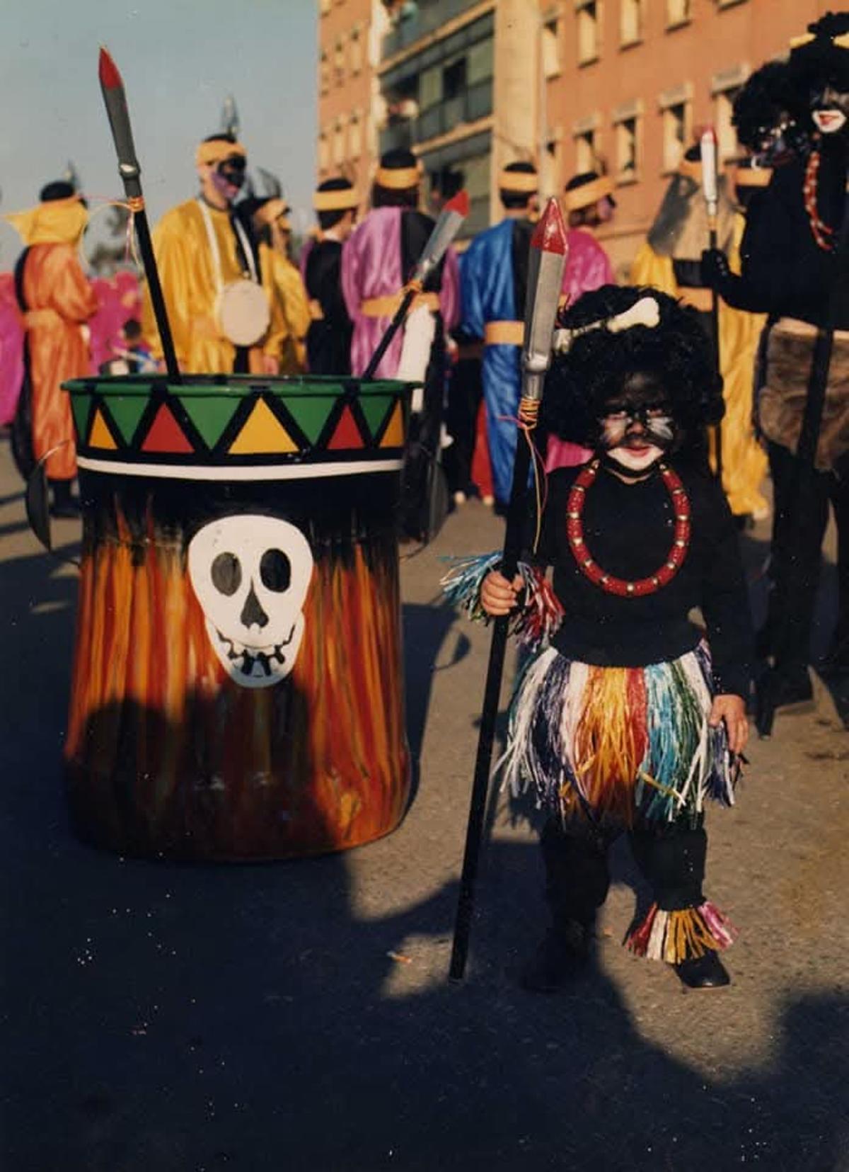 Crystina Martínez con la murga Guatinay.