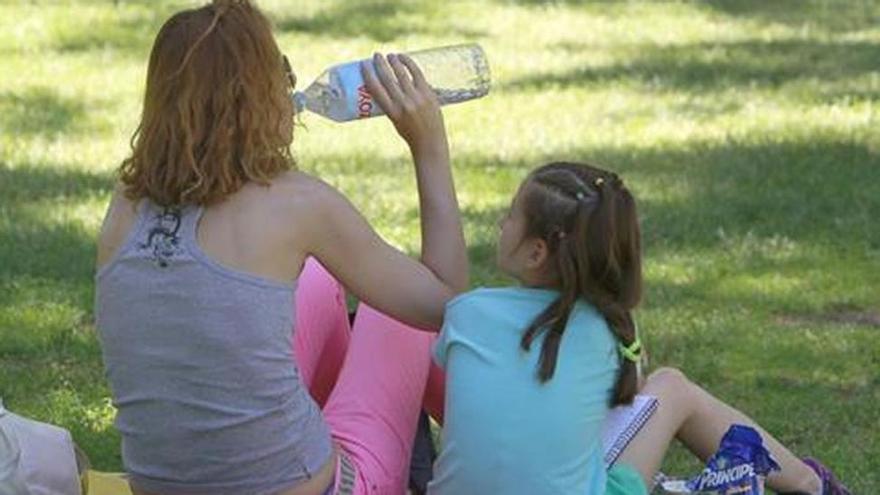 Sanidad estudia el caso de una madre incapaz de conciliar vida familiar y laboral