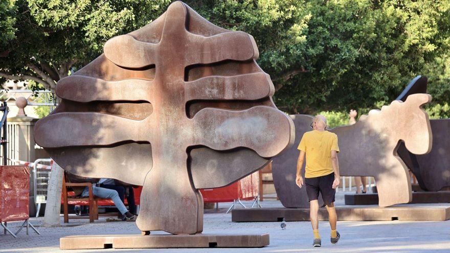 Las ‘Esculturas Monumentales’  de Juan Méjica llegan a Murcia Río