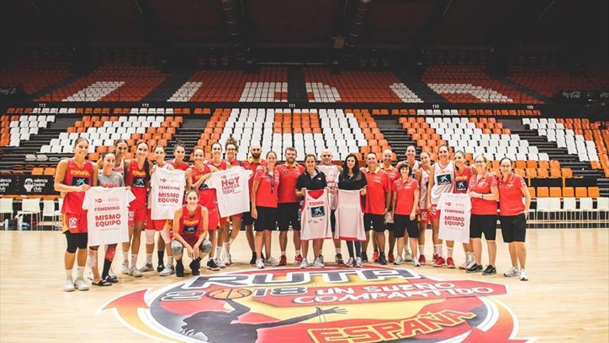 El Proyecto FER, con las chicas del baloncesto