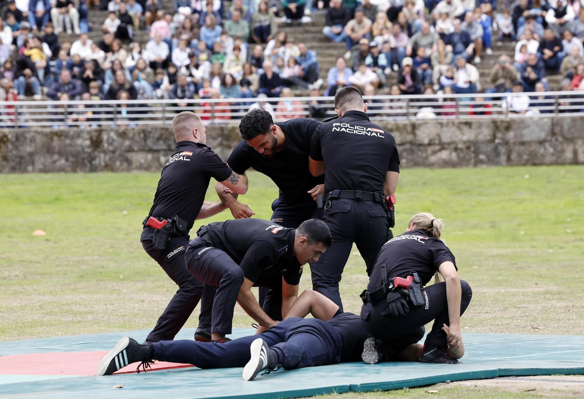Exhibición de la Policía Nacional en el auditorio de Castrelos en Vigo