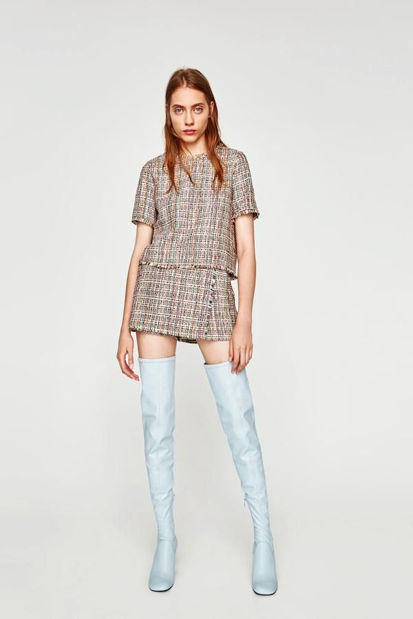 Es temporada de dos piezas en Zara: mini y top de tweed