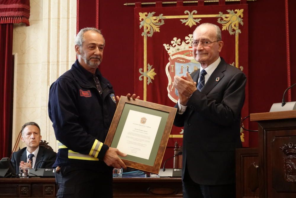 Entrega de las distinciones a los responsables del dispositivo de rescate de Julen.