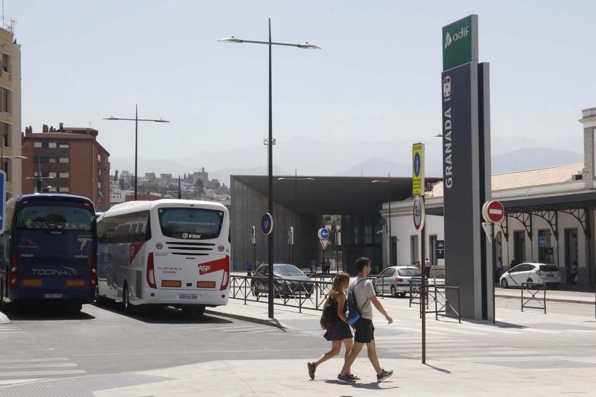 De la Mezquita a Sierra Nevada en AVE