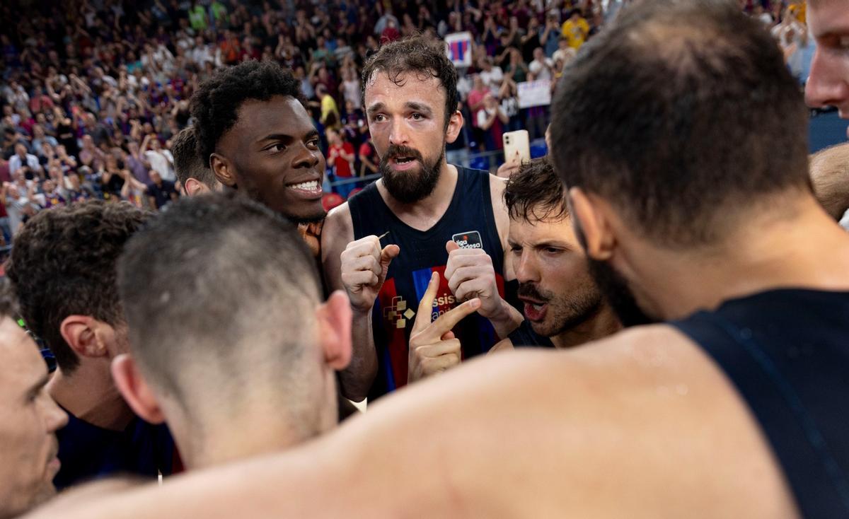 ¿Sera el último partido de Mirotic? Las imágenes más emotivas del jugador tras el segundo partido de la final ¿Sera el último partido de Mirotic? Las imágenes más emotivas del jugador tras el segundo partido de la final