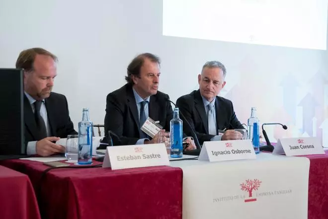 La Empresa Familiar presenta "La dimensión Empresarial como factor de competitividad"