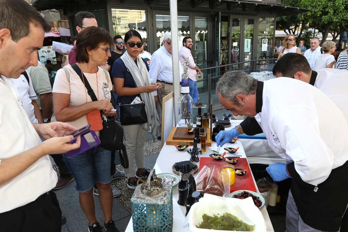 Las Tendillas se llena de olores y sabores con Califato Gourmet